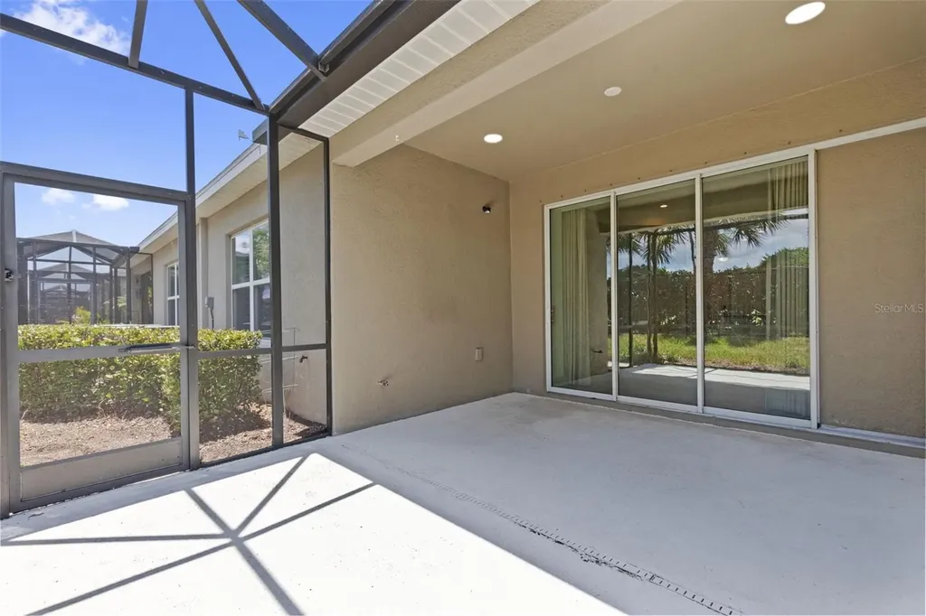 13506 Circa Crossing Drive Lithia FL 33547