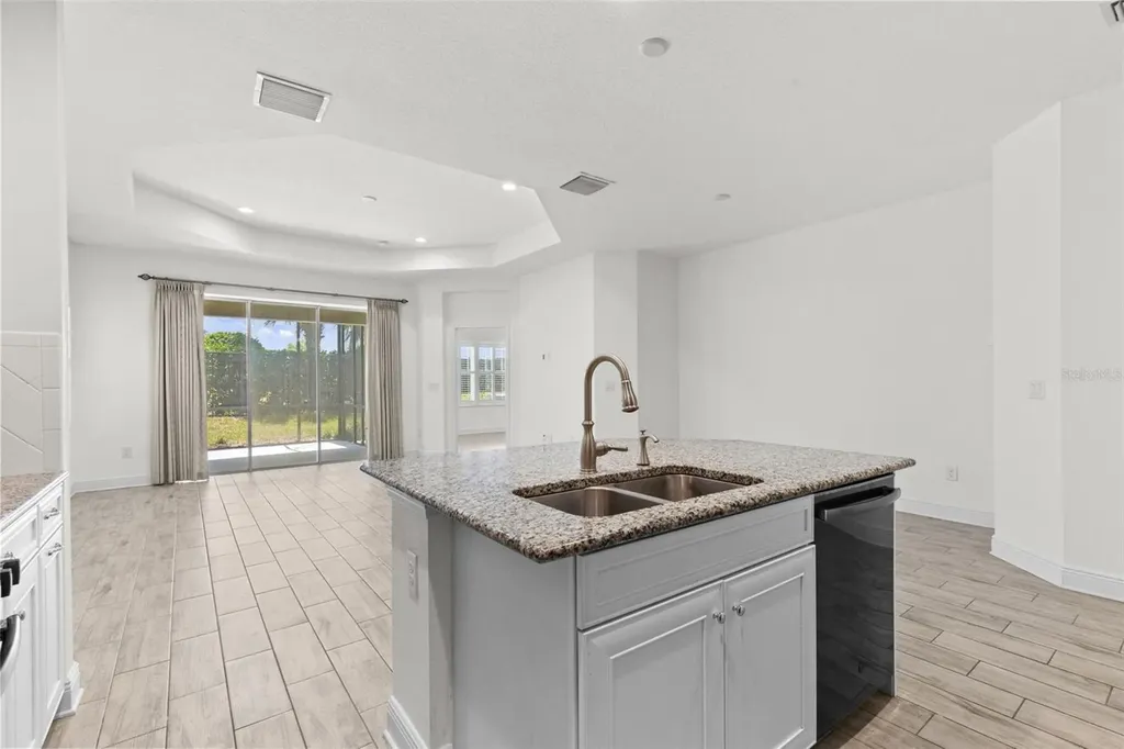 13506 Circa Crossing Drive Lithia FL 33547