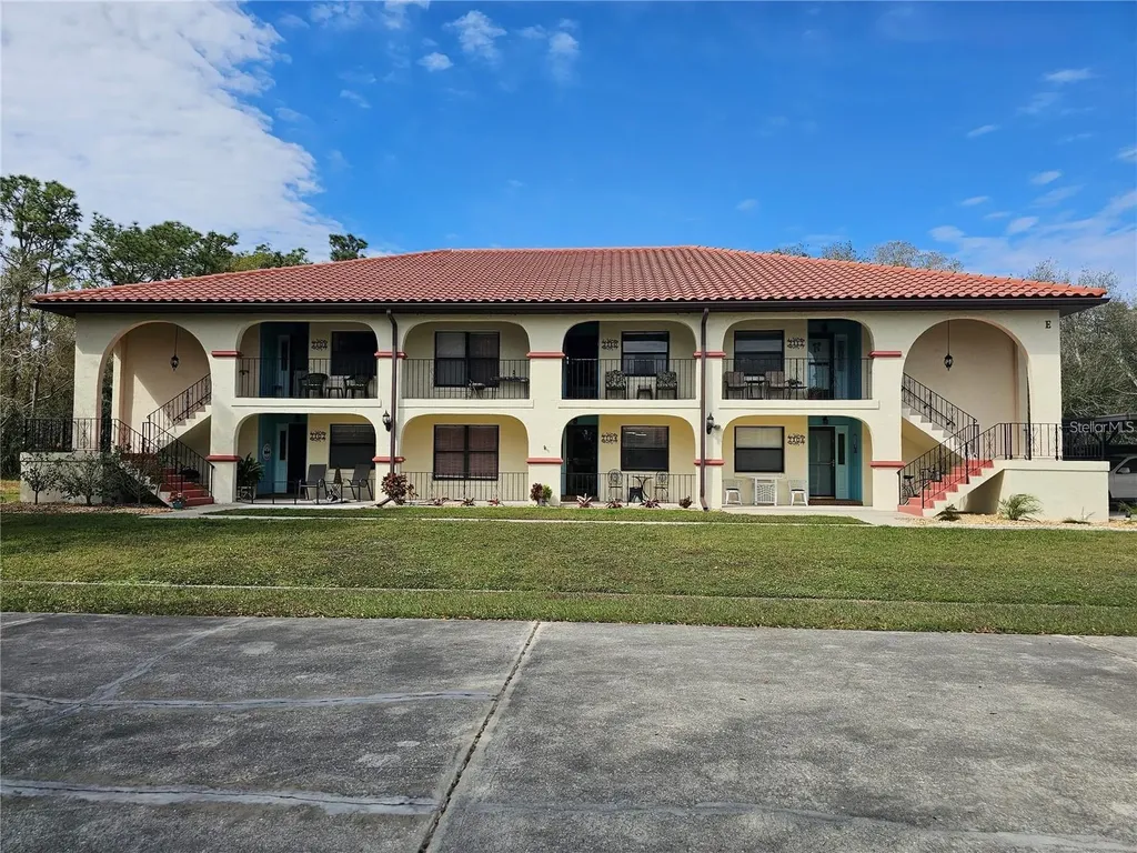 2104 Granada Court Lake Wales FL 33898