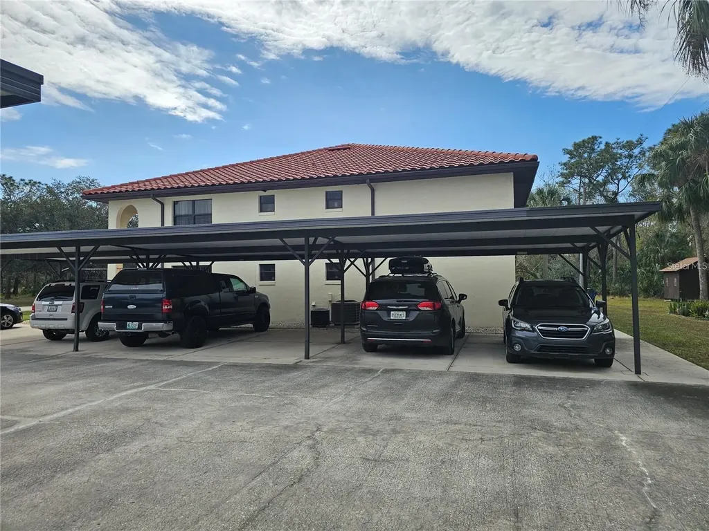 2104 Granada Court Lake Wales FL 33898