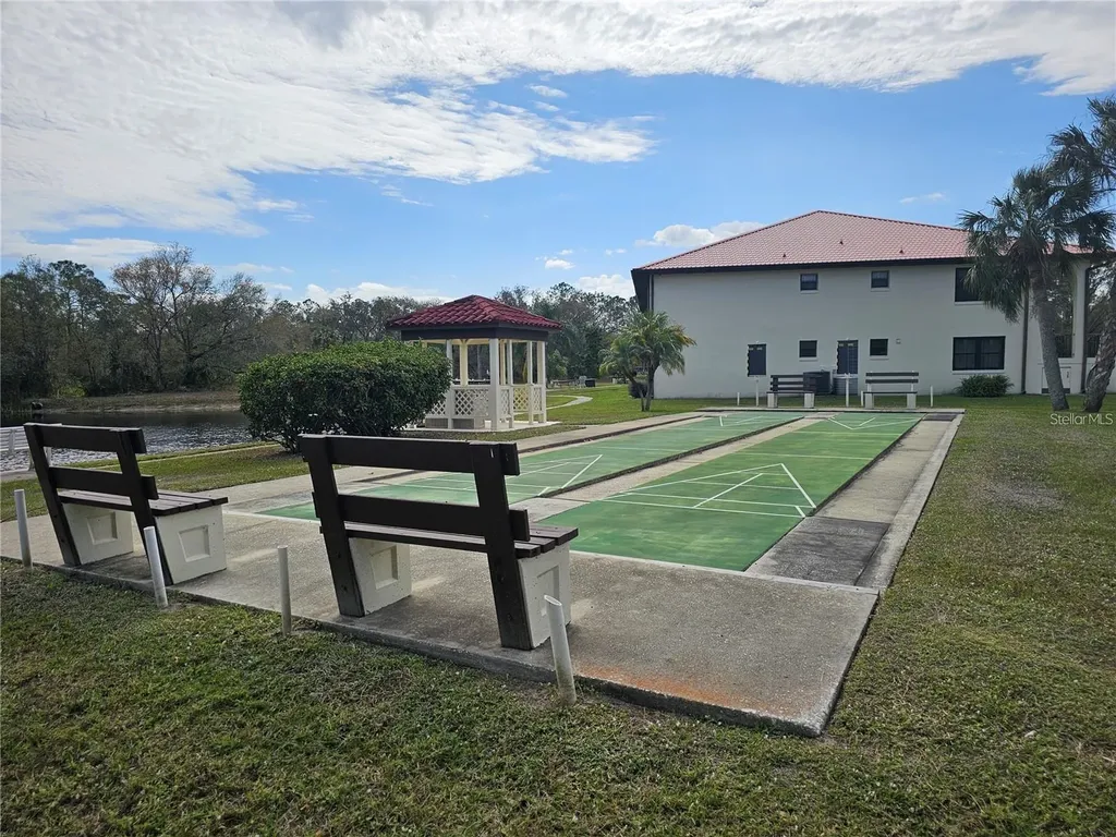 2104 Granada Court Lake Wales FL 33898