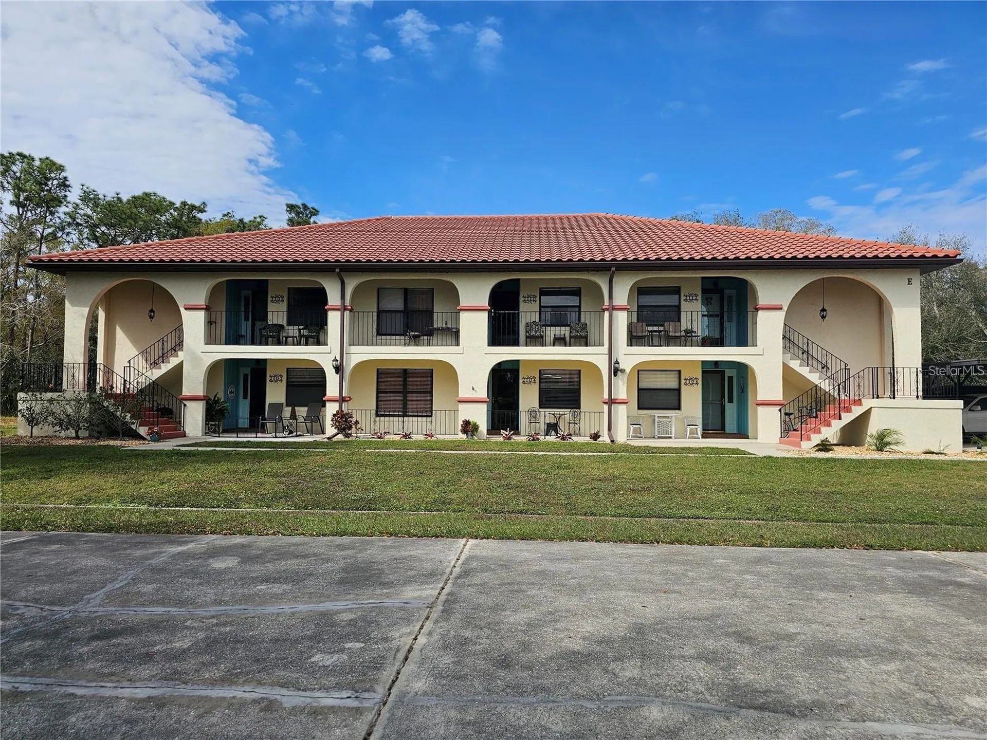 2104 Granada Court Lake Wales FL 33898