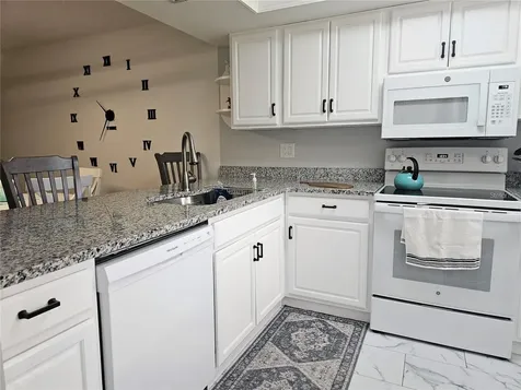 2104 Granada Court Lake Wales FL 33898
