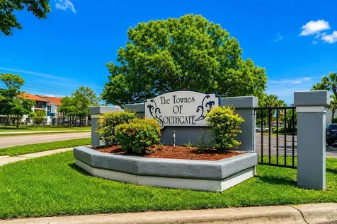 4704 Chevy Place Orlando FL 32811