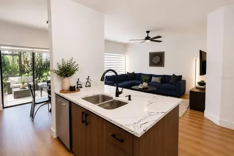 4704 Chevy Place Orlando FL 32811