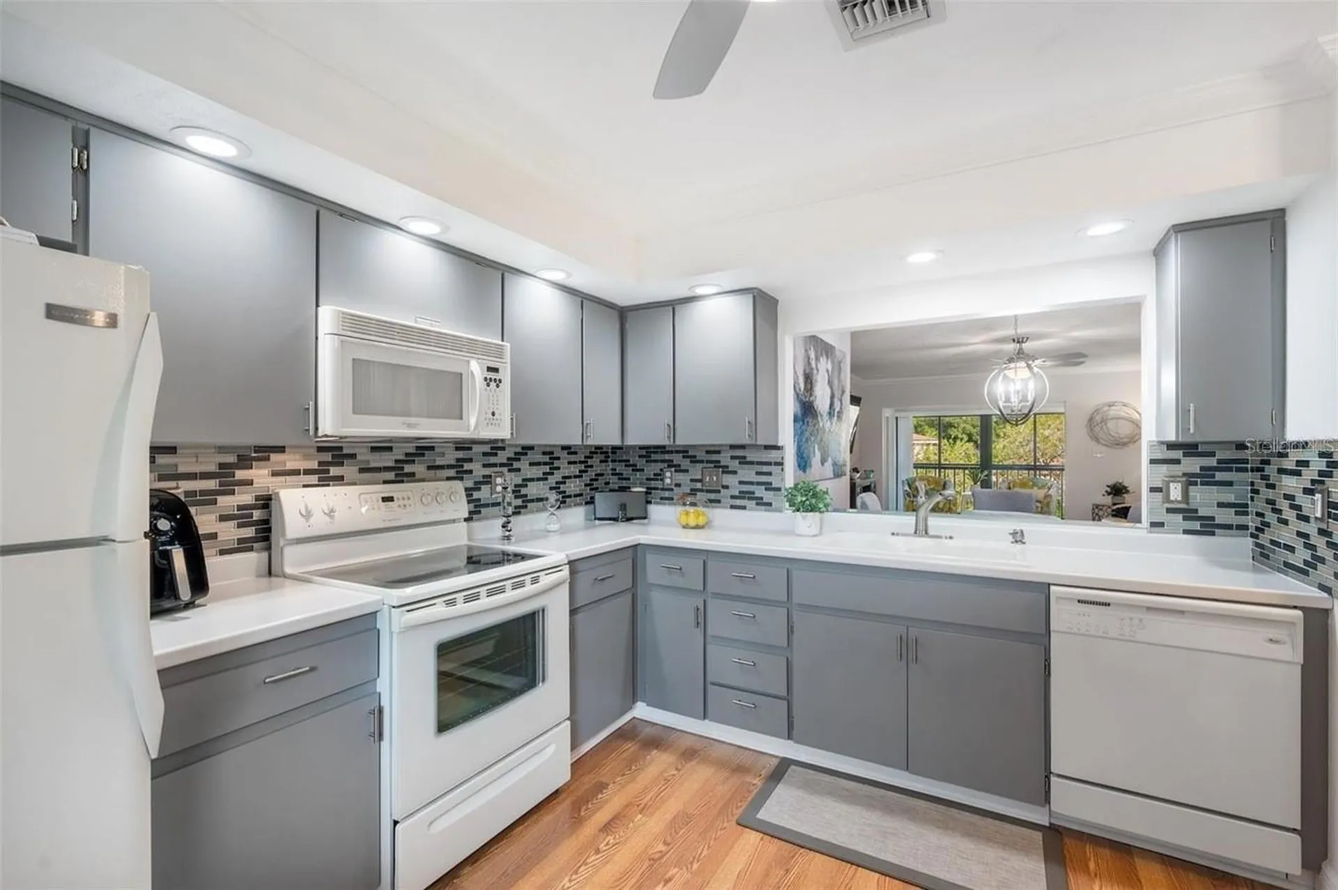 2700 Nebraska Avenue Palm Harbor FL 34684