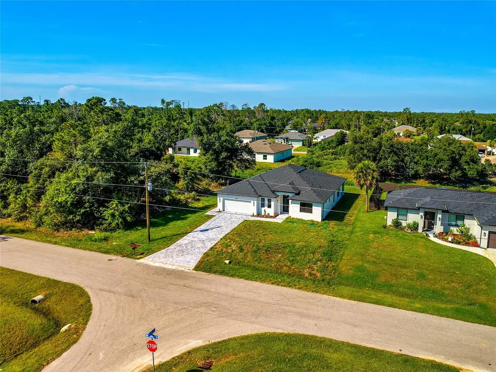 2681 Woodward Avenue North Port FL 34286