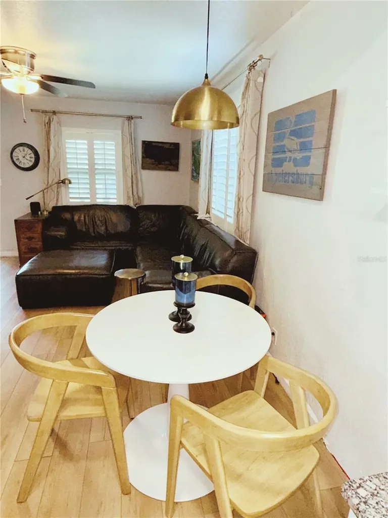 2623 14th Avenue N St Petersburg FL 33713