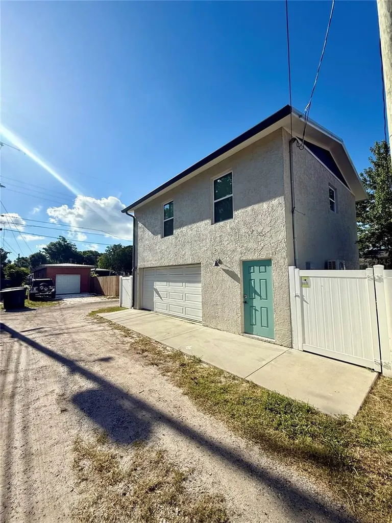 2623 14th Avenue N St Petersburg FL 33713
