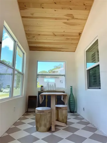2623 14th Avenue N St Petersburg FL 33713