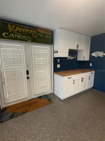 2623 14th Avenue N St Petersburg FL 33713