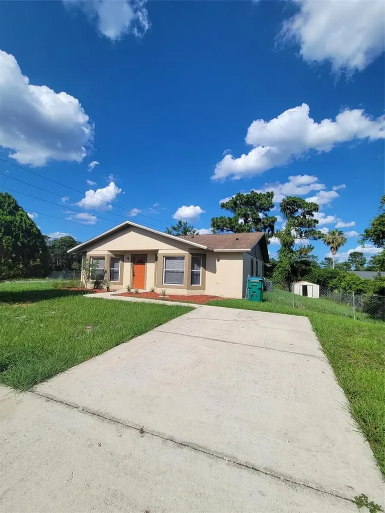 1849 Van Allen Circle Deltona FL 32738