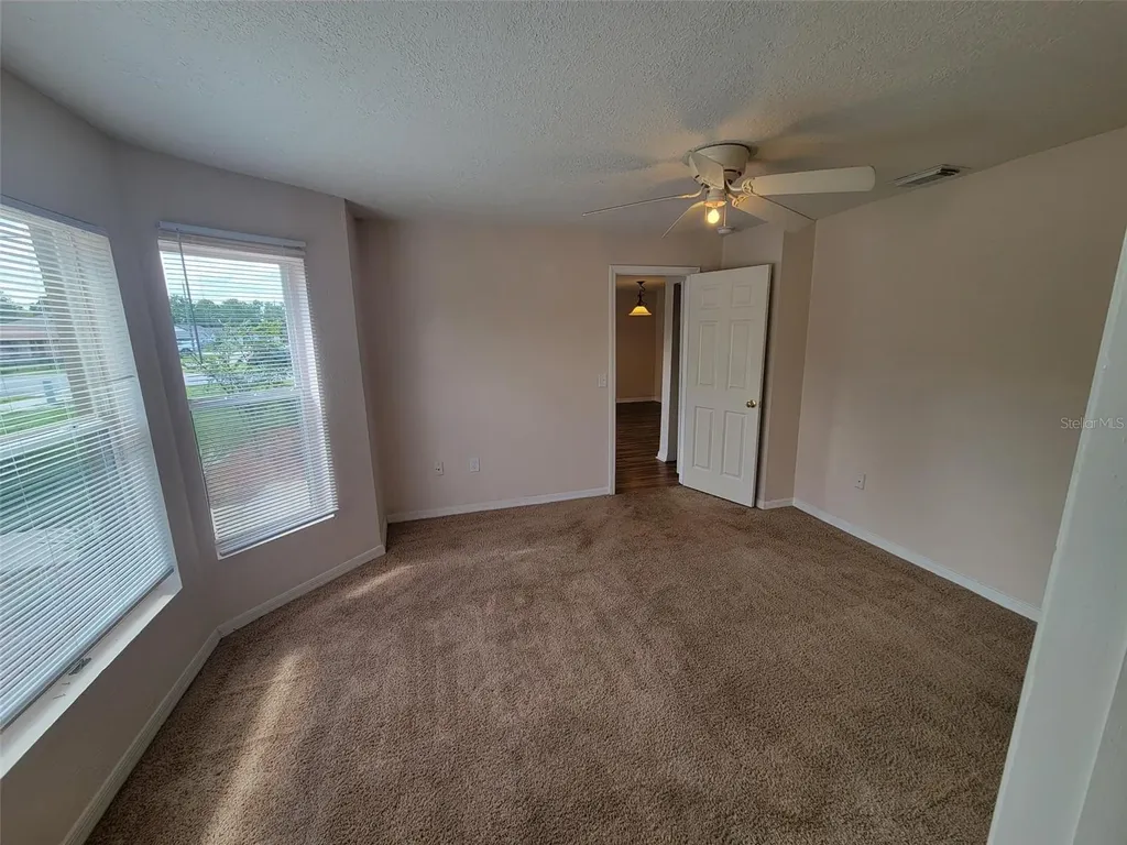 1849 Van Allen Circle Deltona FL 32738