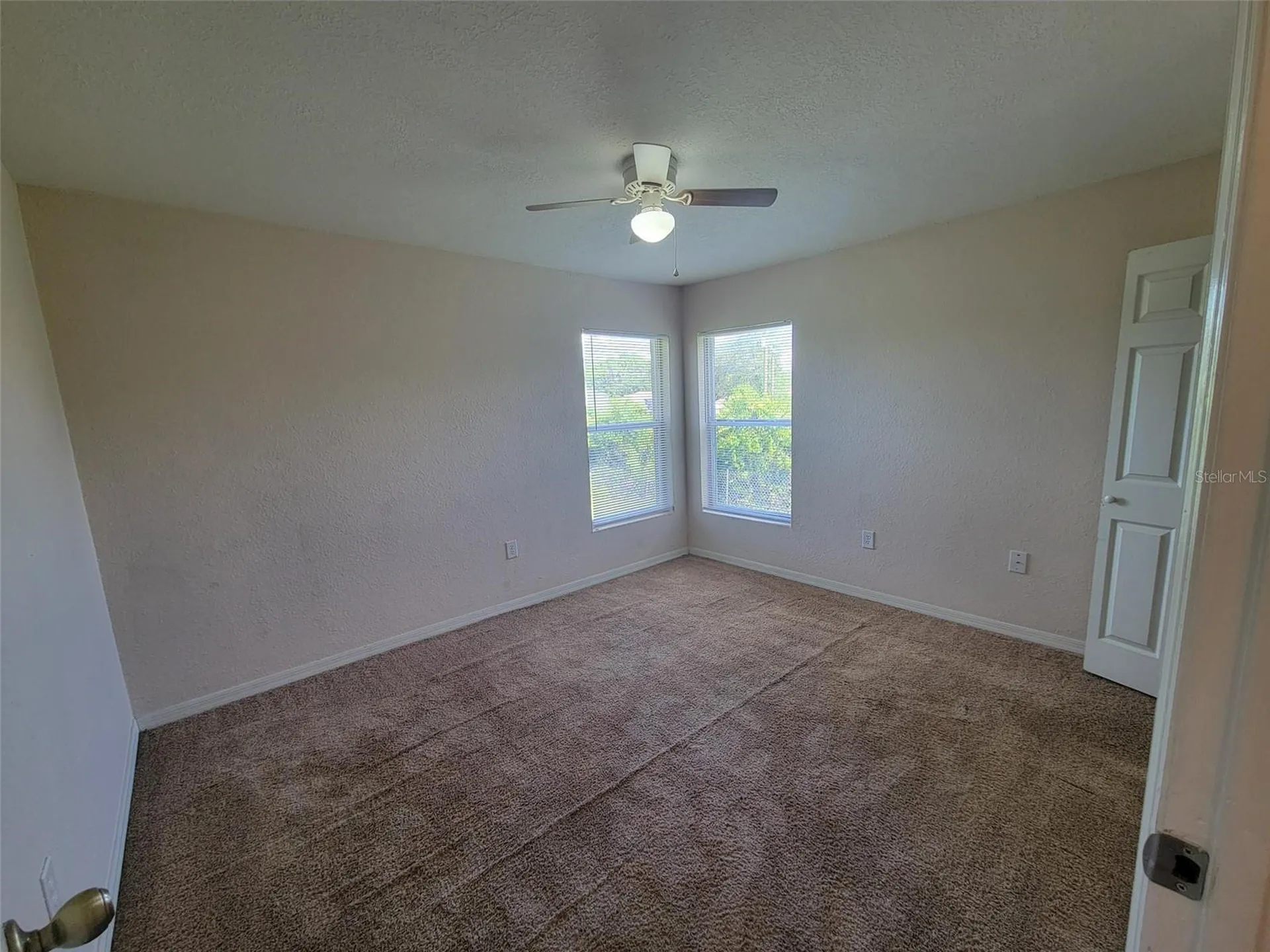 1849 Van Allen Circle Deltona FL 32738