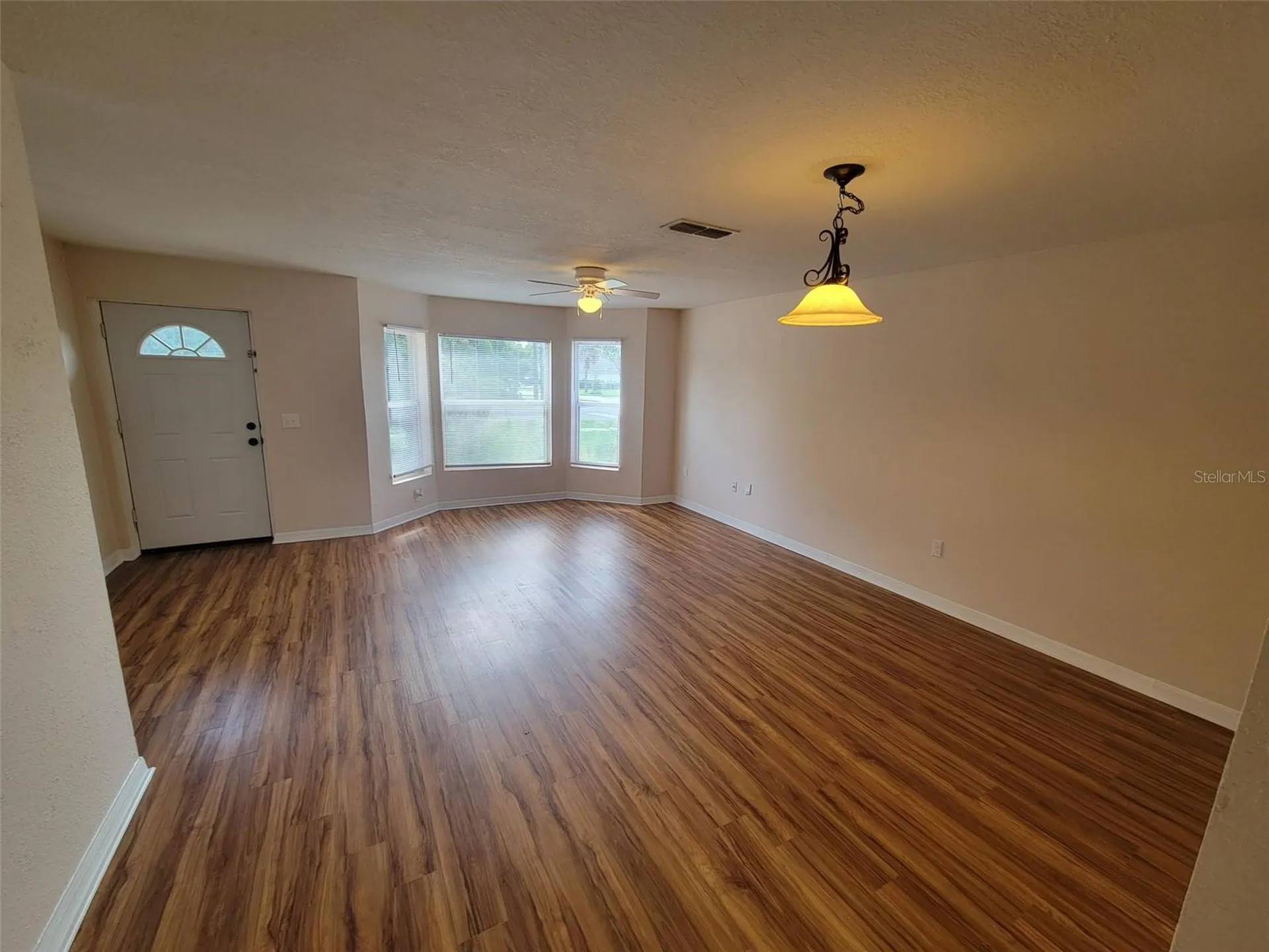 1849 Van Allen Circle Deltona FL 32738