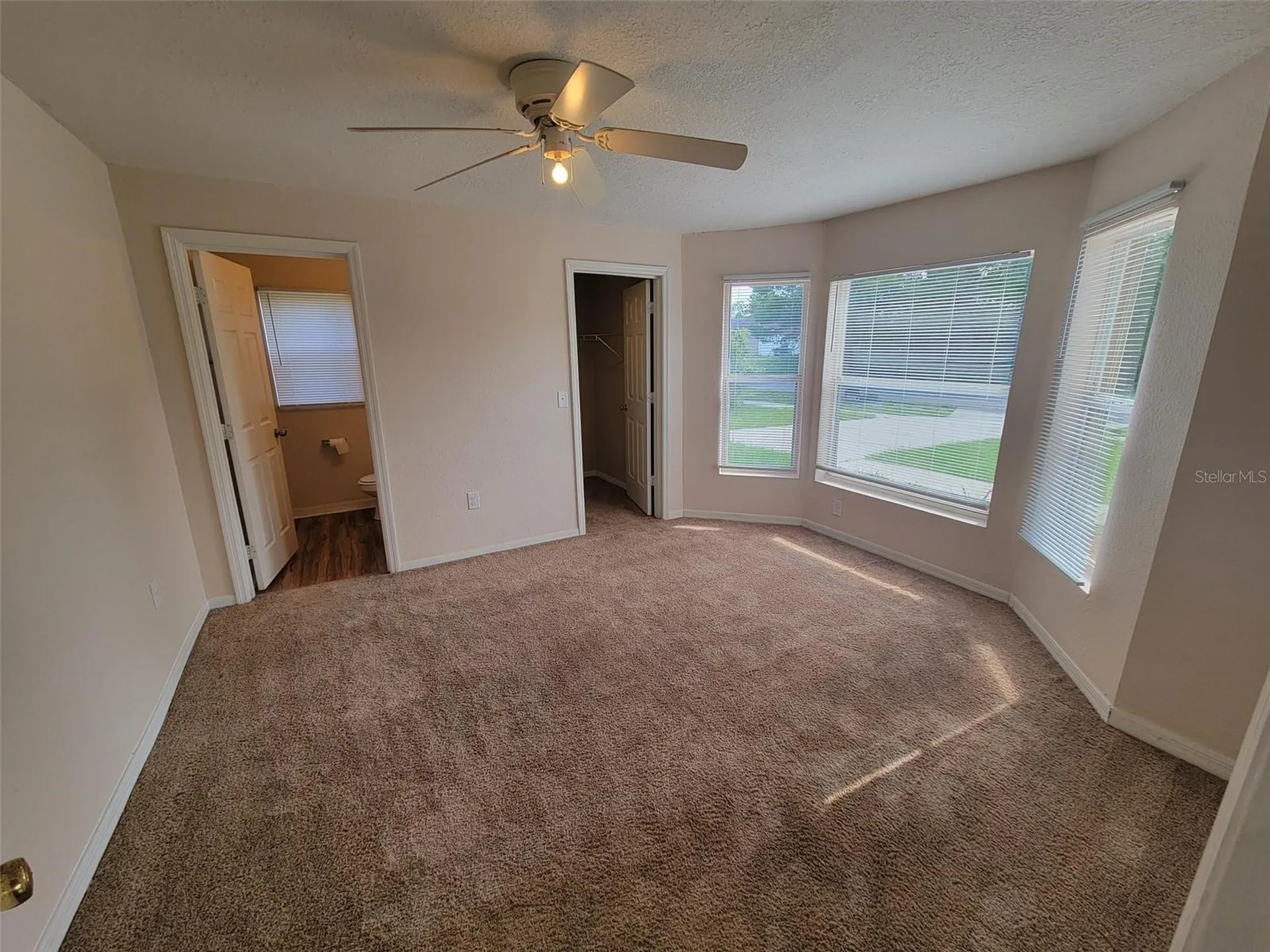 1849 Van Allen Circle Deltona FL 32738
