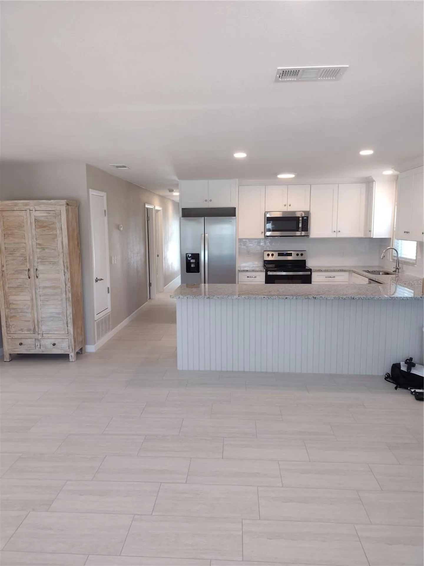 830 E 18th Avenue New Smyrna Beach FL 32169
