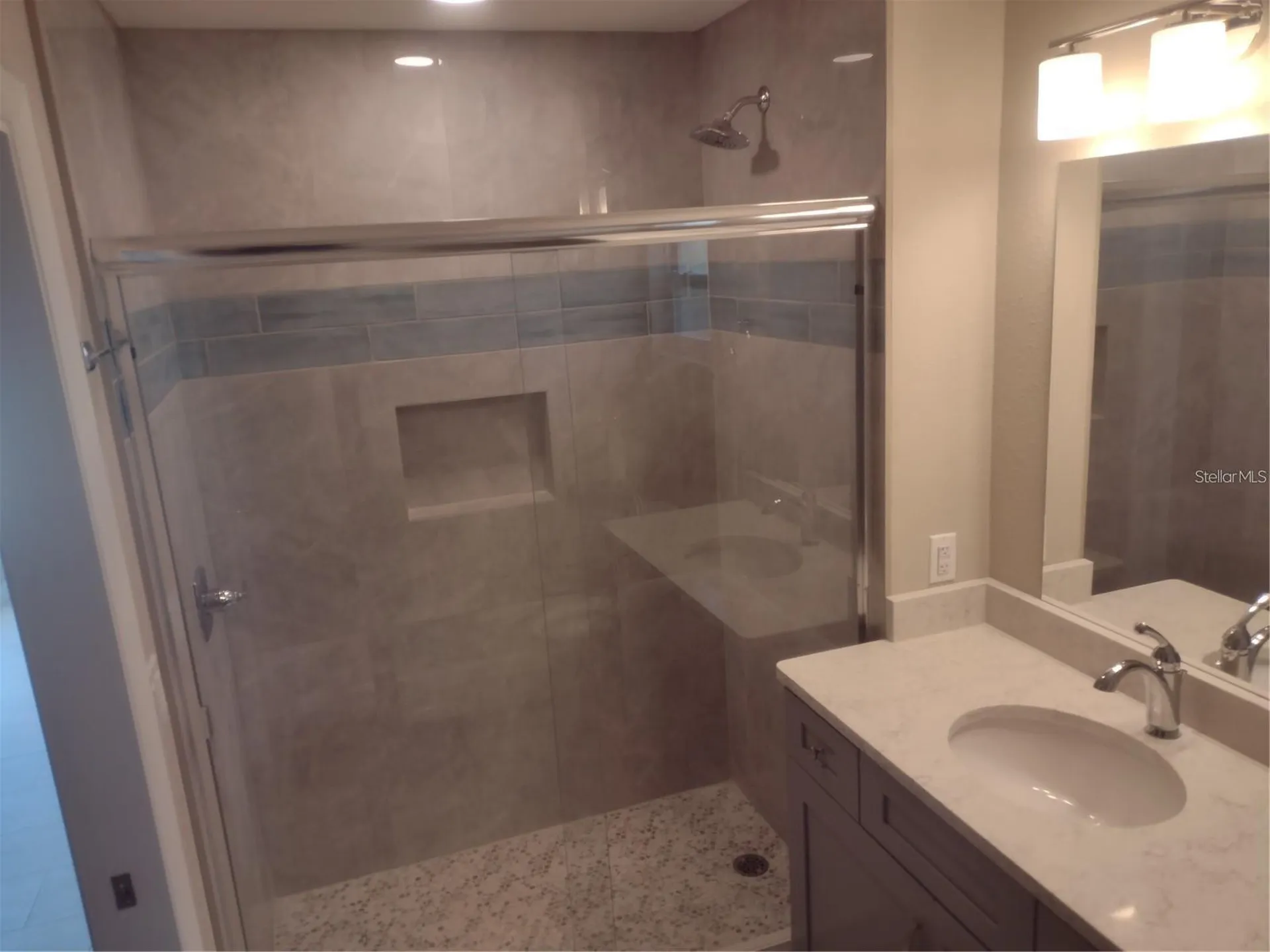 830 E 18th Avenue New Smyrna Beach FL 32169