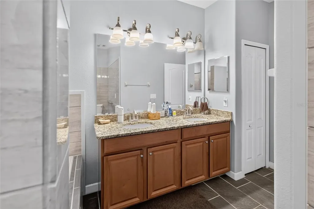34339 Alameda Drive Sorrento FL 32776