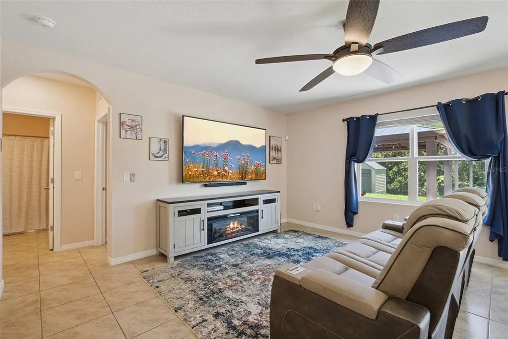 4076 Sapsucker Loop Sanford FL 32773