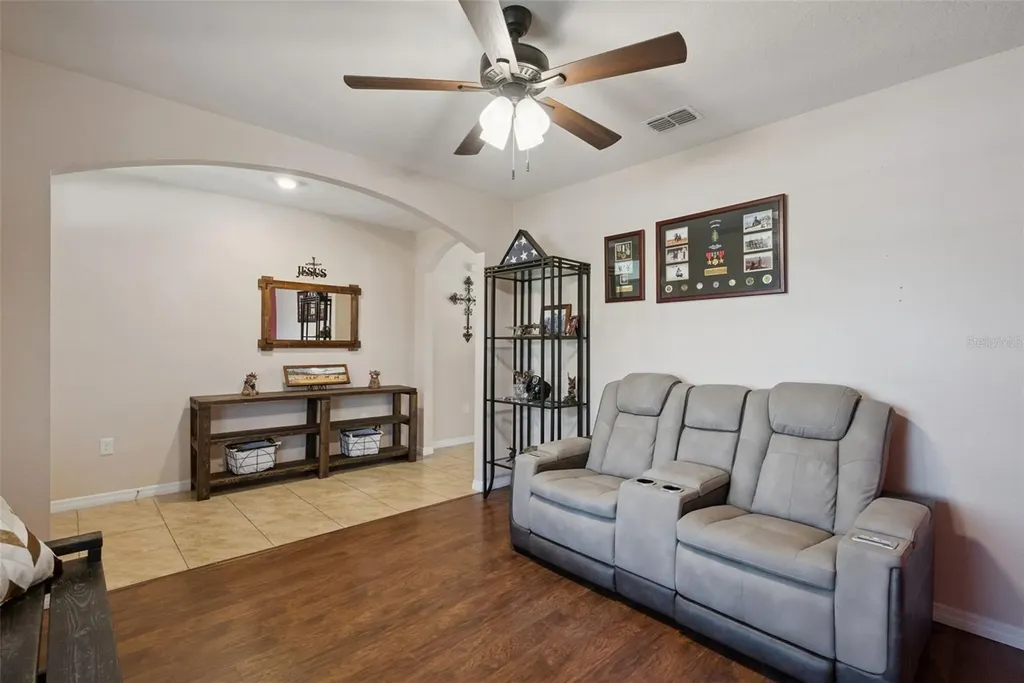 4076 Sapsucker Loop Sanford FL 32773
