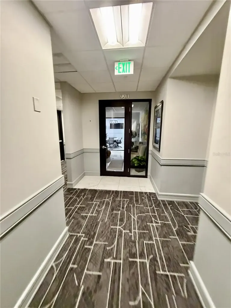 50 Central Avenue Sarasota FL 34236