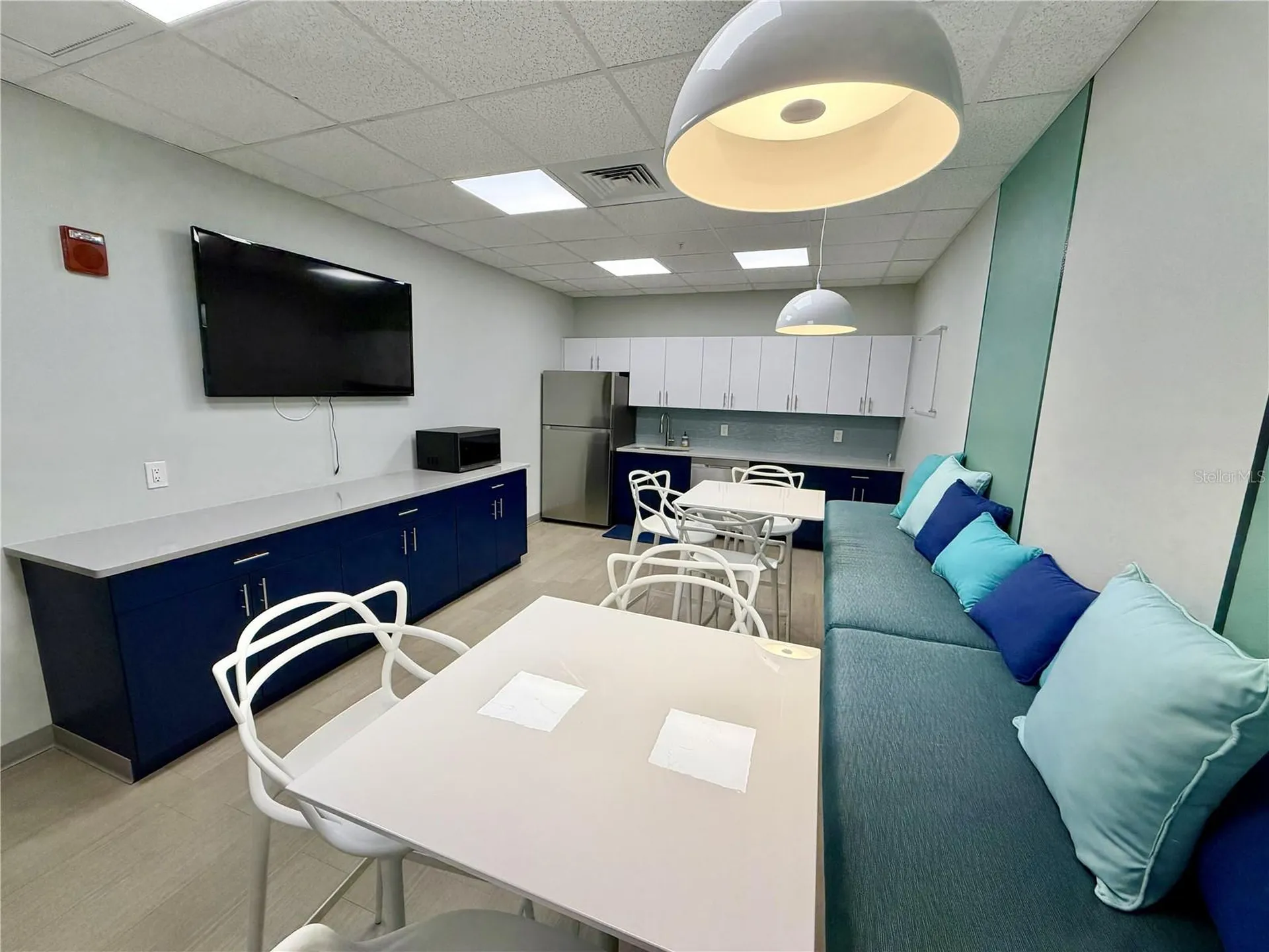 50 Central Avenue Sarasota FL 34236