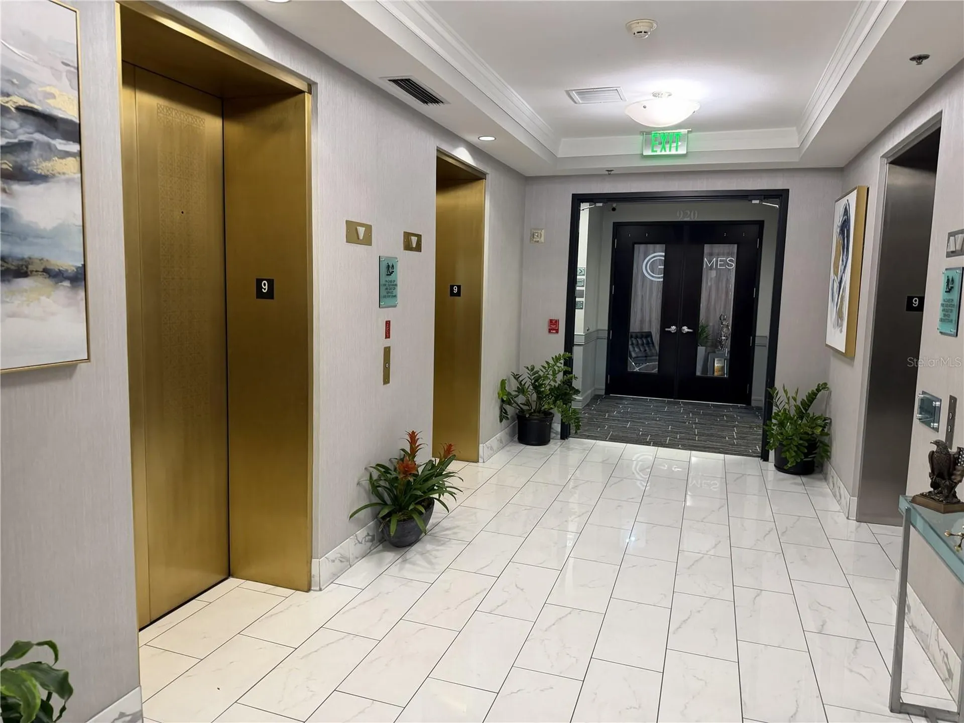 50 Central Avenue Sarasota FL 34236