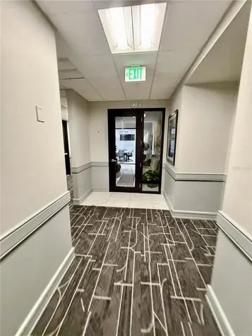 50 Central Avenue Sarasota FL 34236