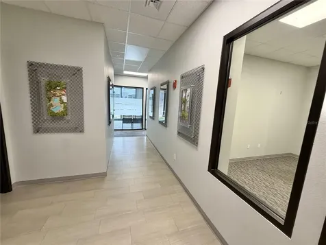 50 Central Avenue Sarasota FL 34236
