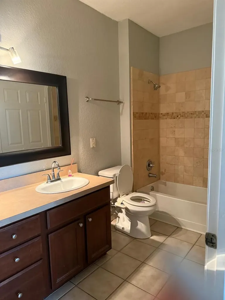 2586 Robert Trent Jones Drive Orlando FL 32835
