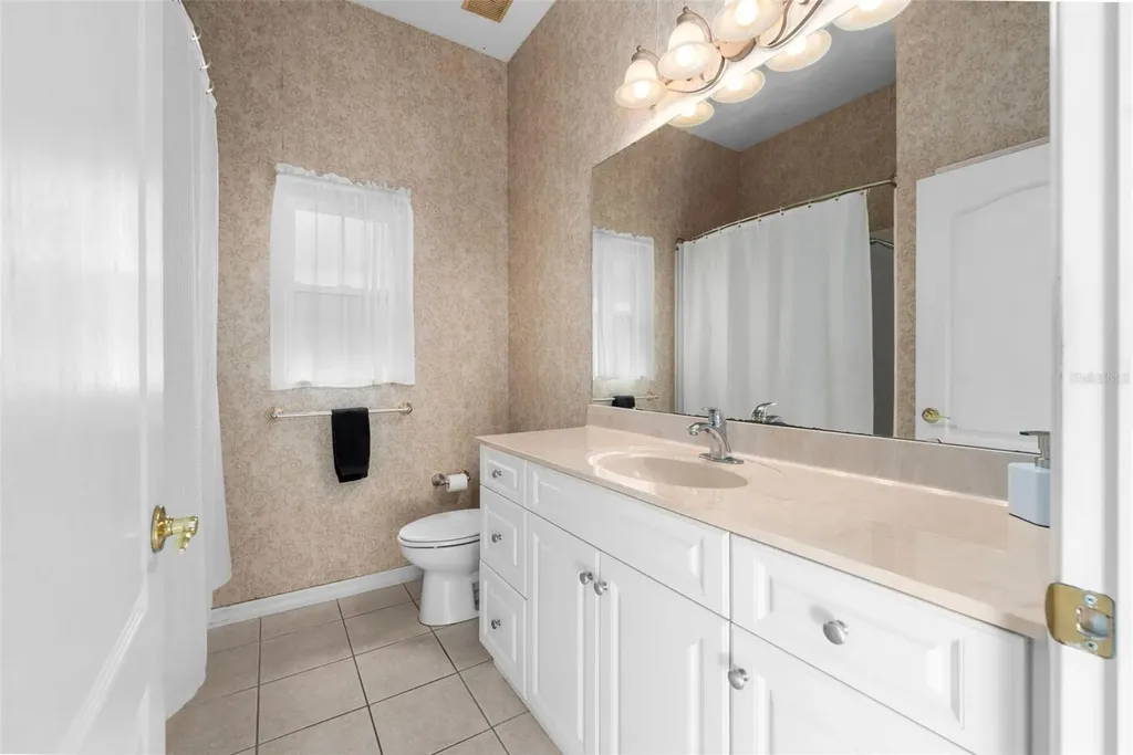 8424 SW 8th Place Gainesville FL 32607