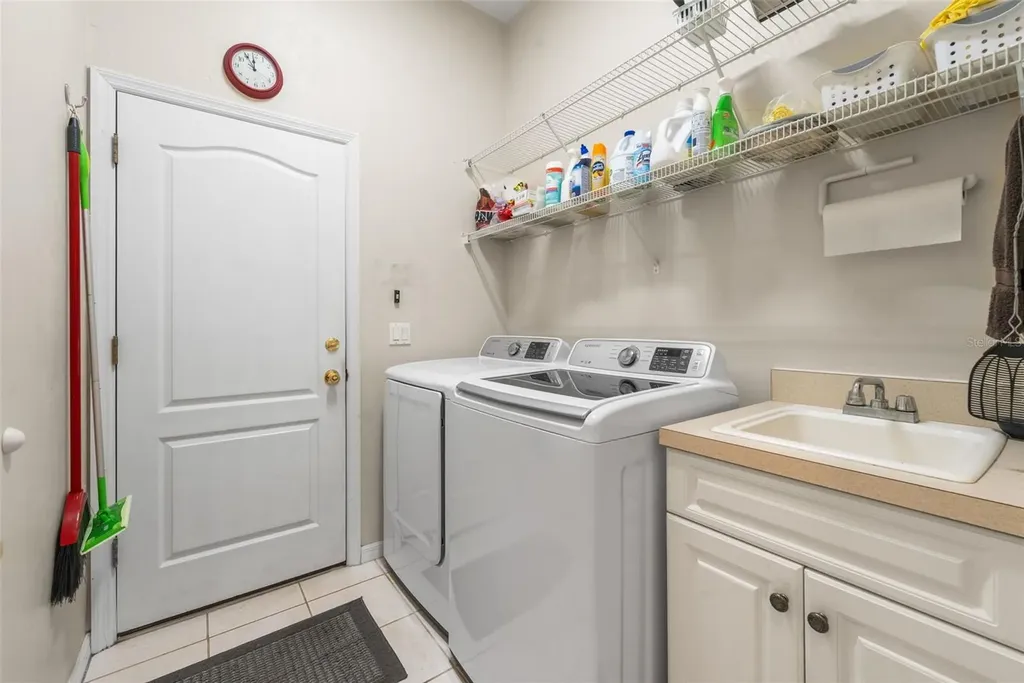 8424 SW 8th Place Gainesville FL 32607