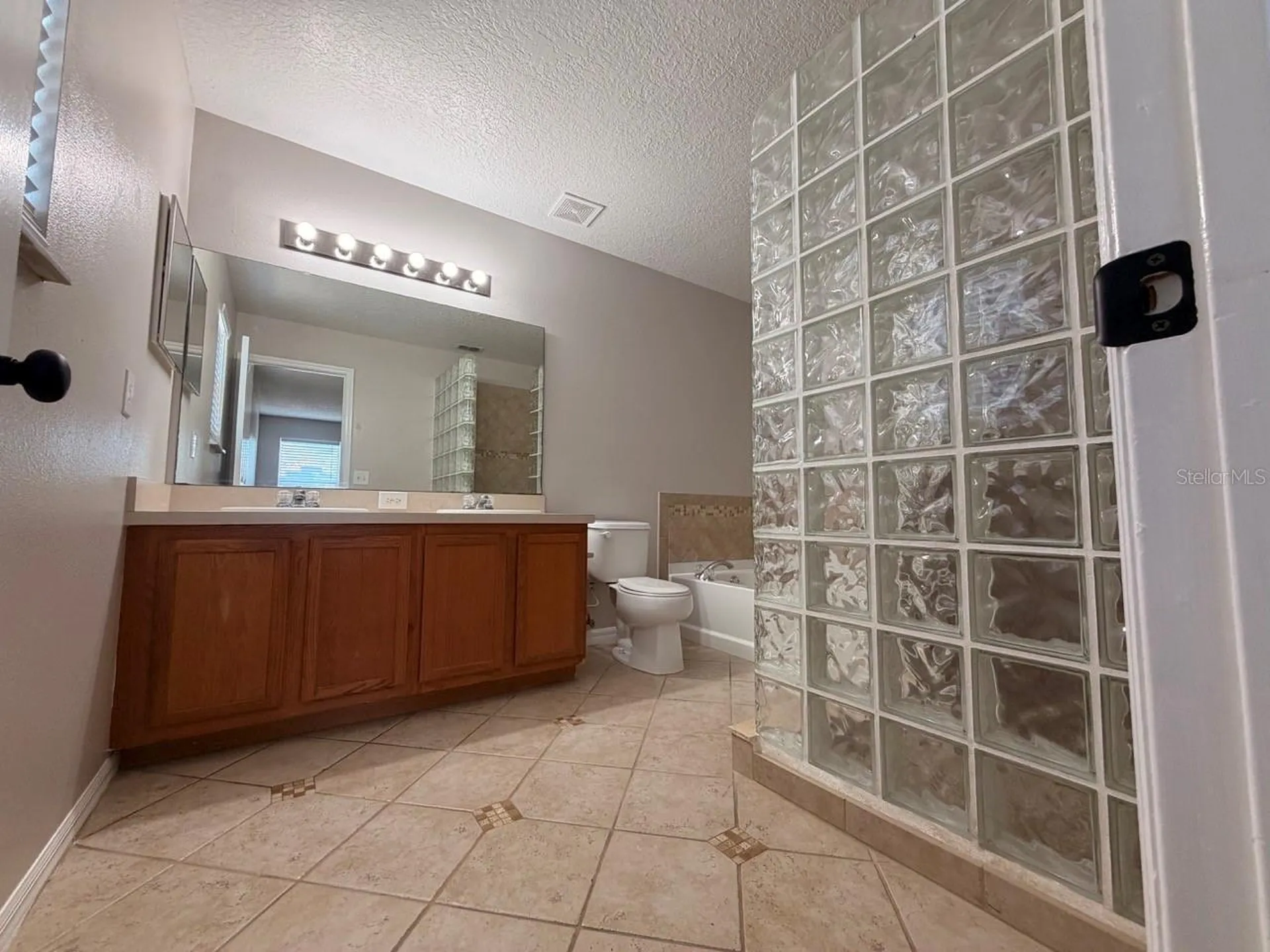 346 Rona Lane Davenport FL 33897