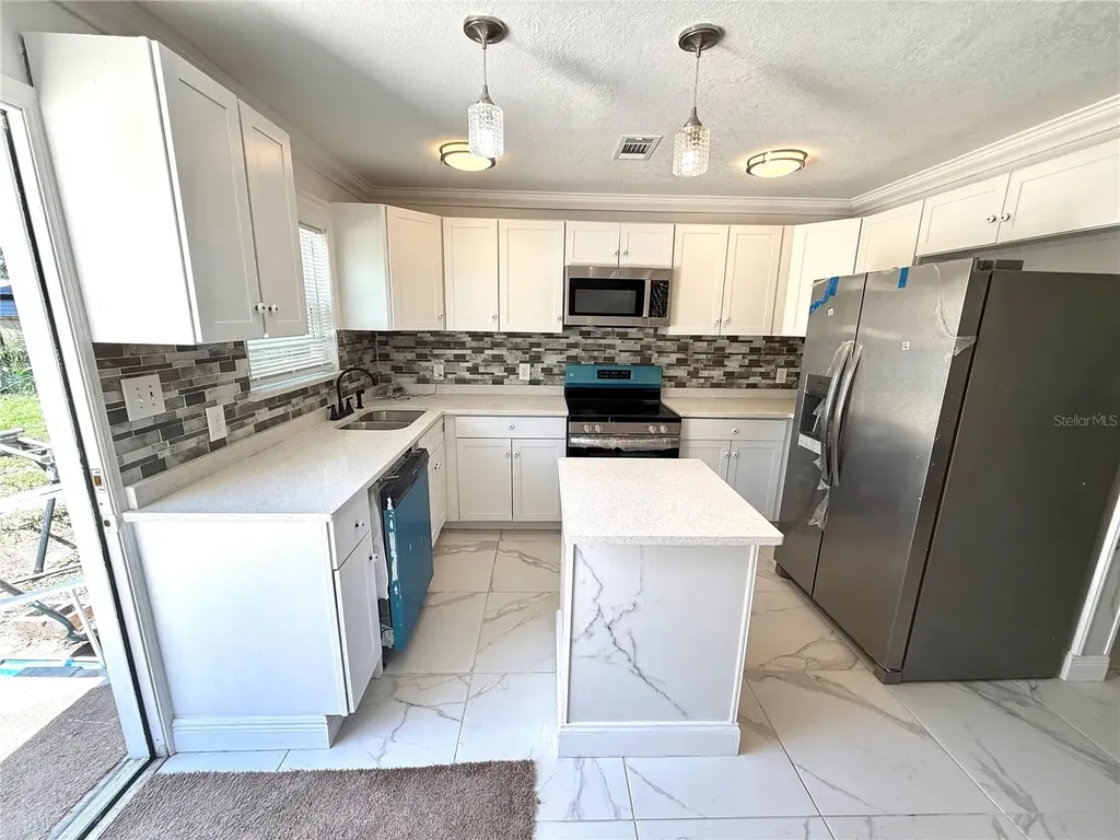 1682 Magnolia Lane Kissimmee FL 34746