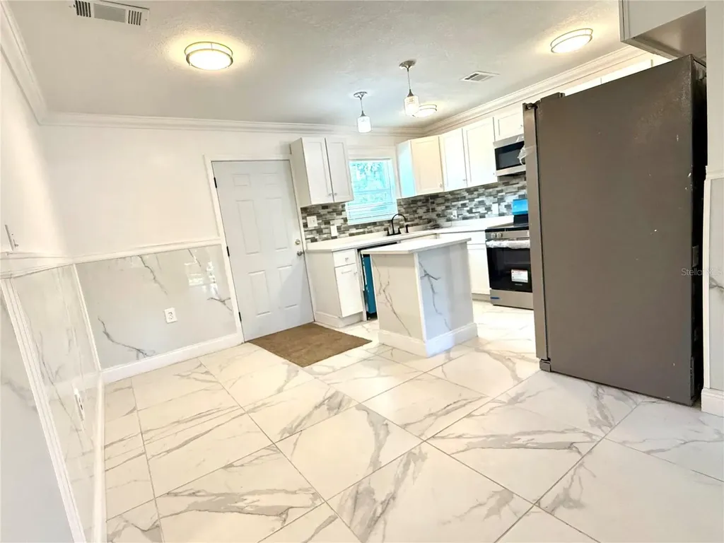 1682 Magnolia Lane Kissimmee FL 34746