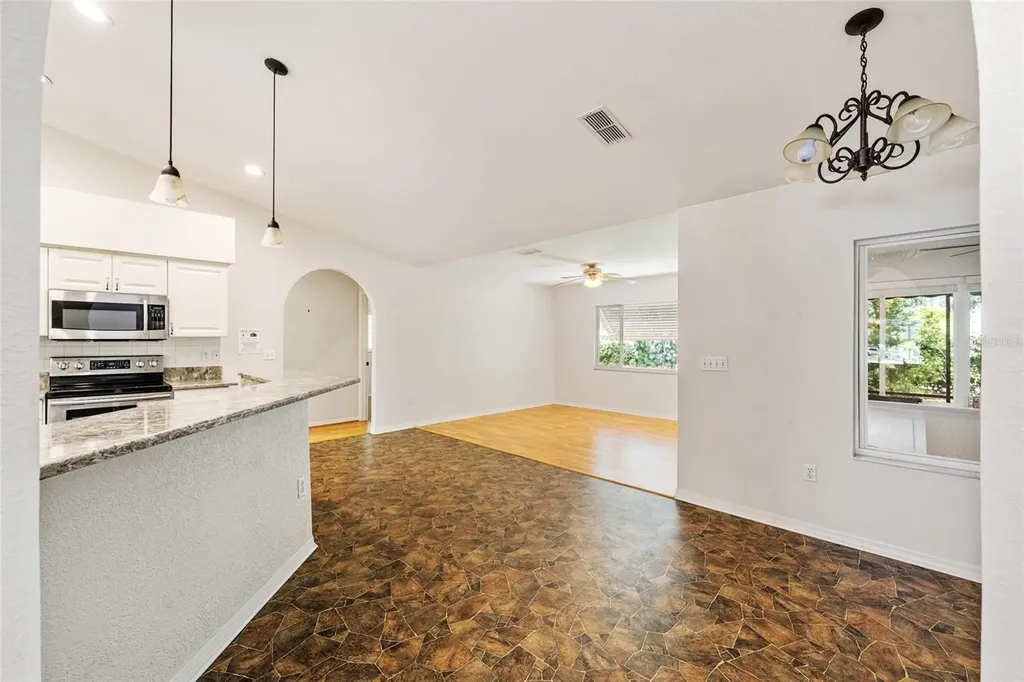 9082 SE 135th Loop Summerfield FL 34491