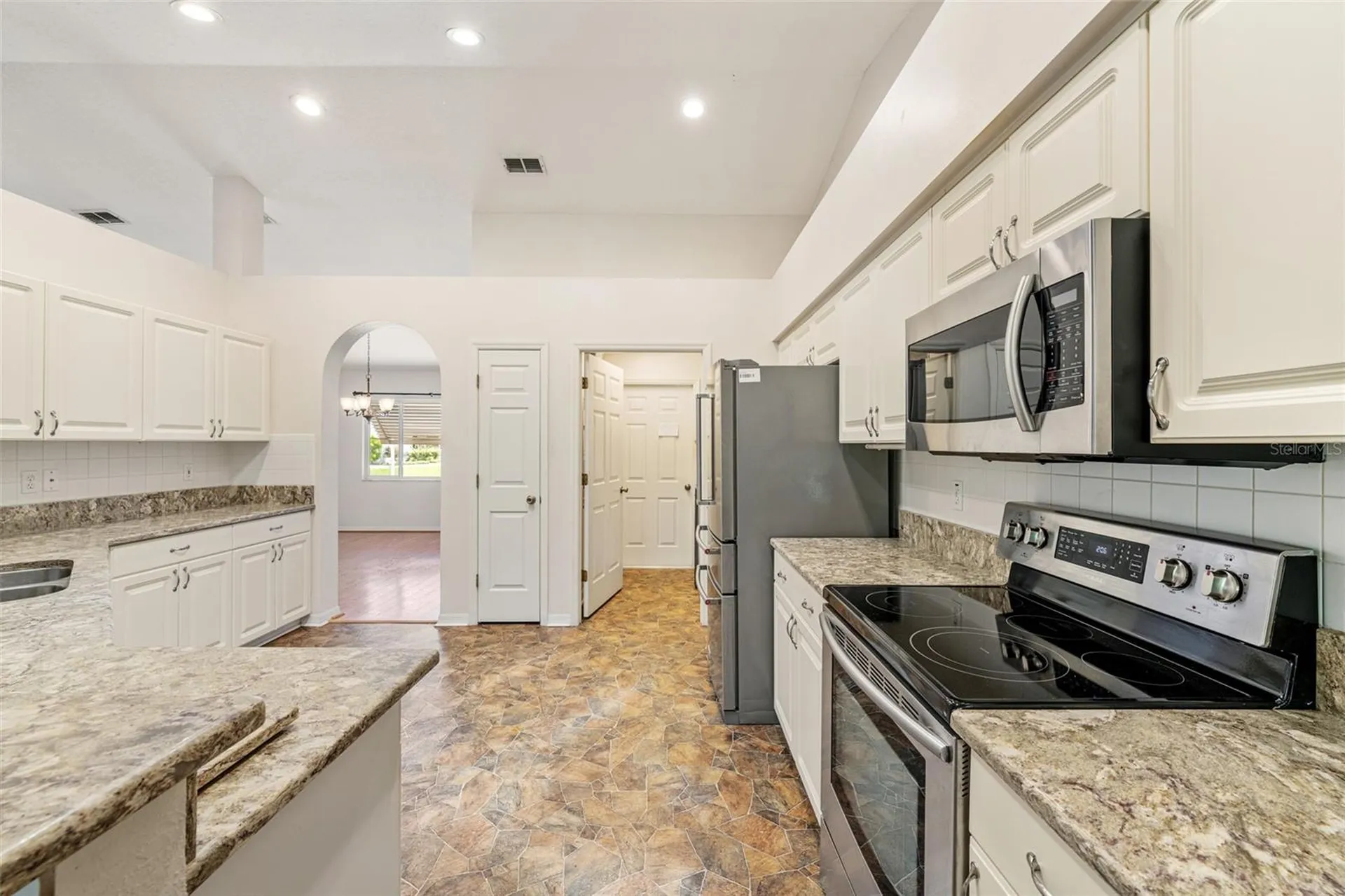 9082 SE 135th Loop Summerfield FL 34491