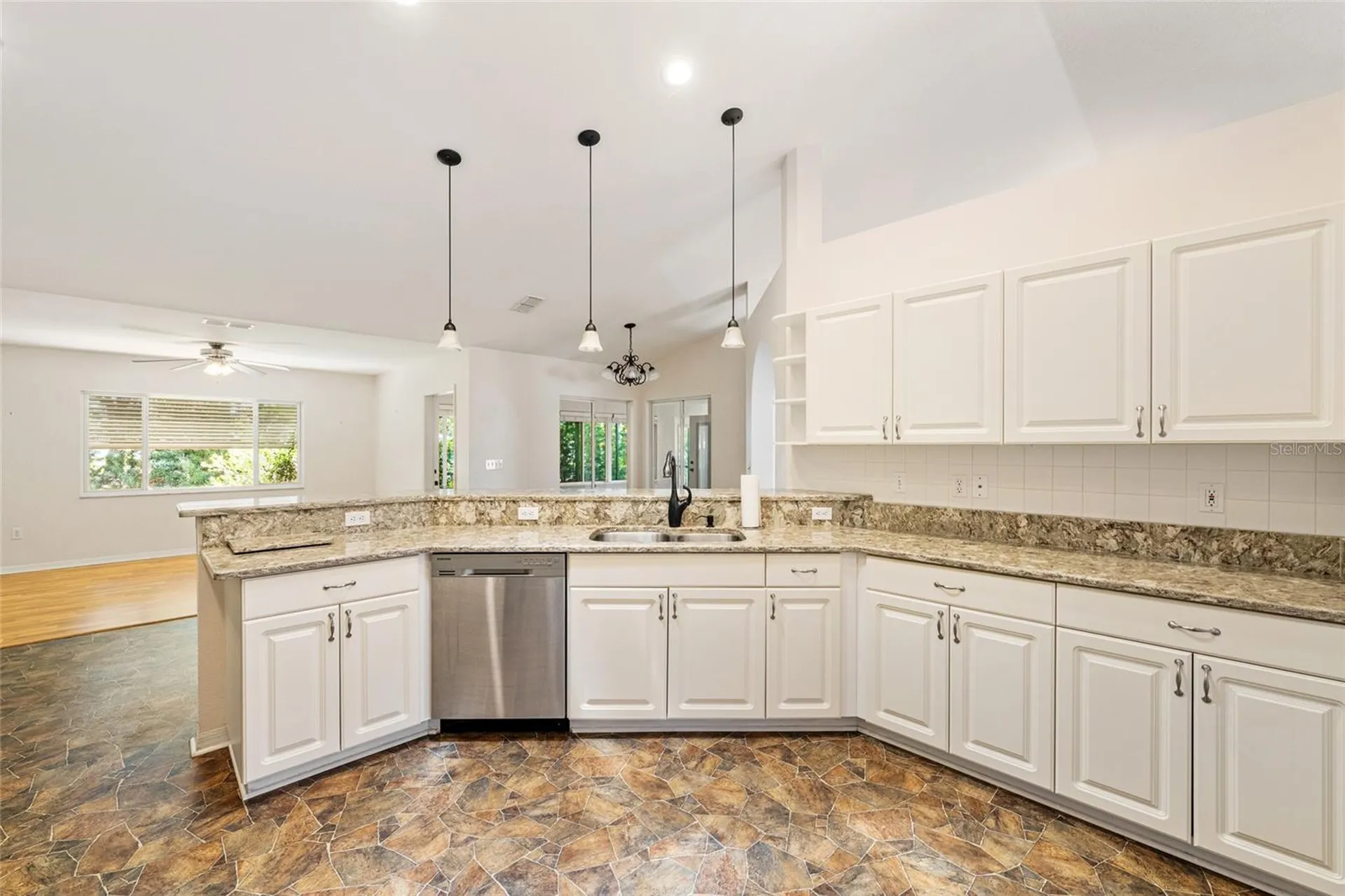 9082 SE 135th Loop Summerfield FL 34491