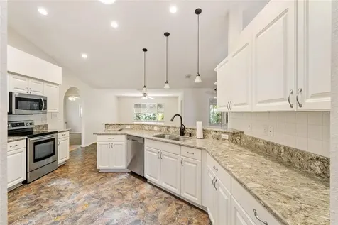 9082 SE 135th Loop Summerfield FL 34491