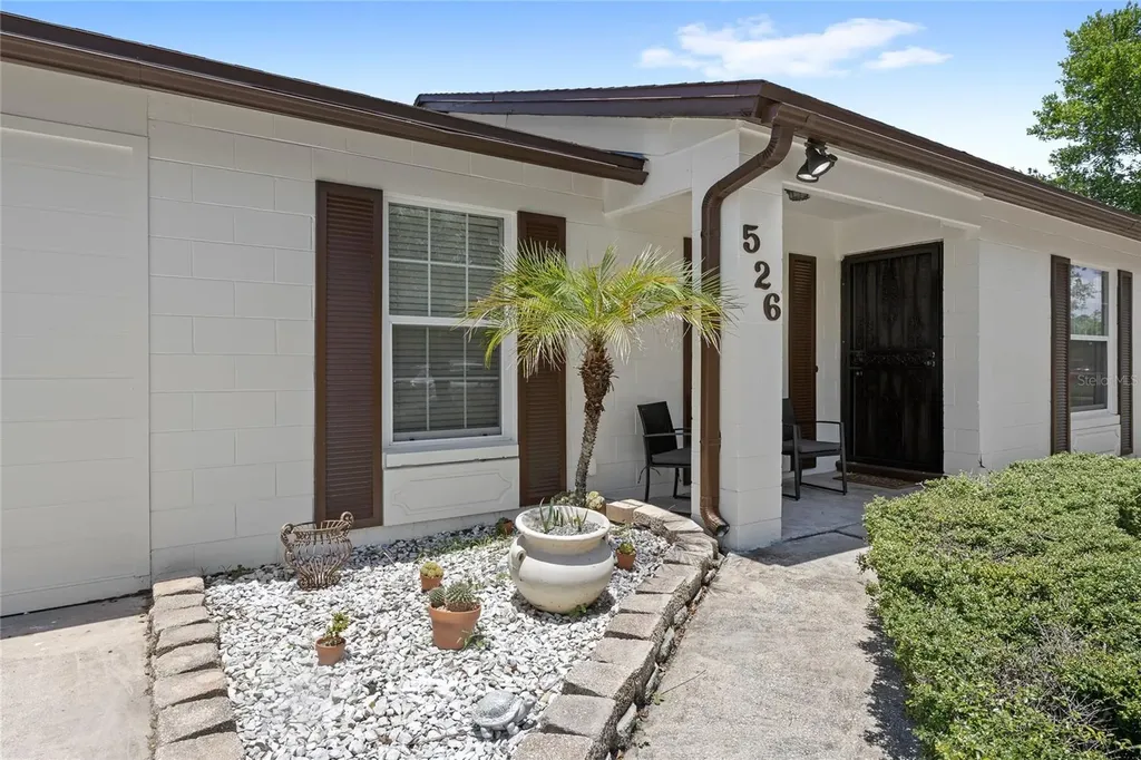526 E Grandview Way Casselberry FL 32707