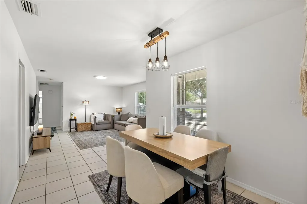 526 E Grandview Way Casselberry FL 32707