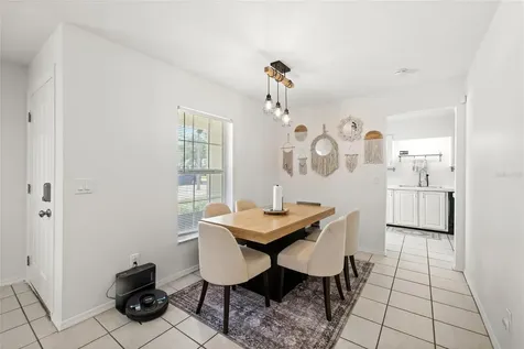 526 E Grandview Way Casselberry FL 32707