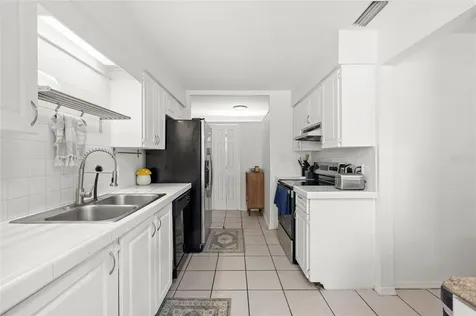 526 E Grandview Way Casselberry FL 32707