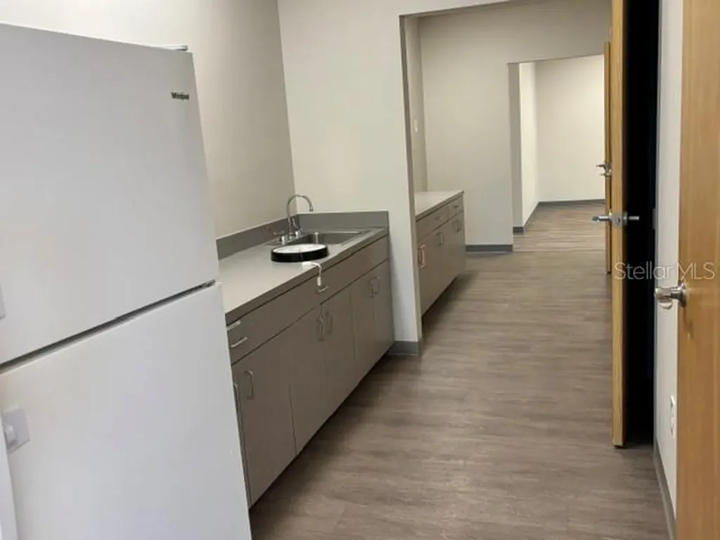 8245-8249 S Vicela Drive N Sarasota FL 34240