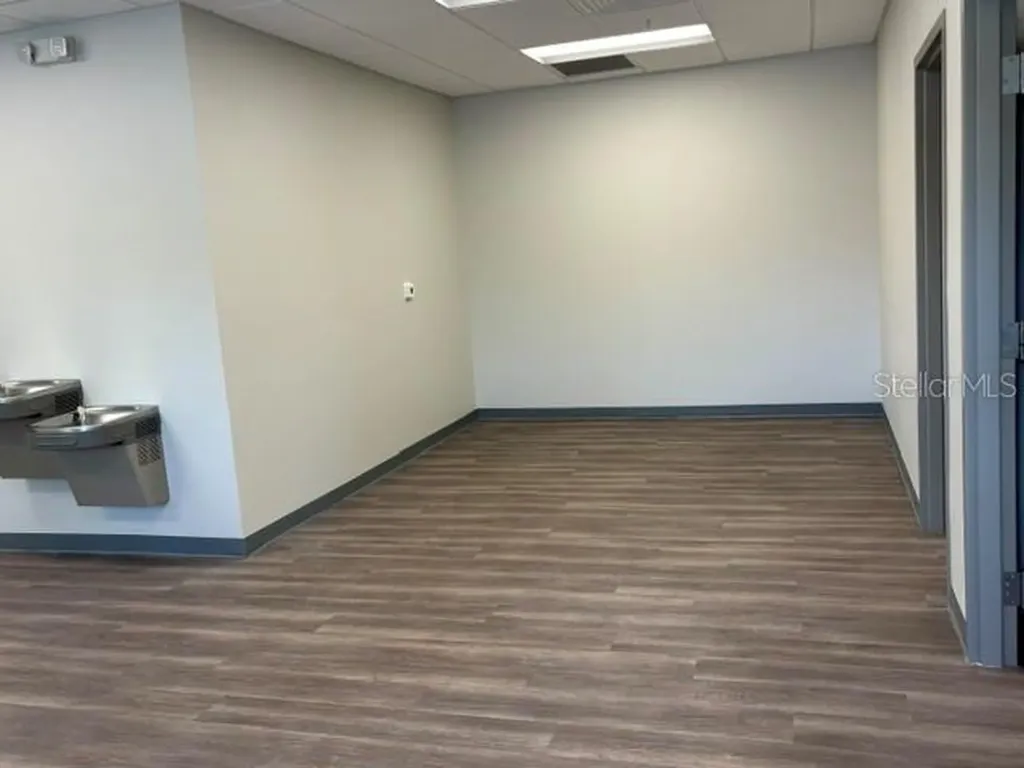 8245-8249 S Vicela Drive N Sarasota FL 34240