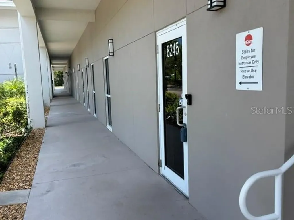 8245-8249 S Vicela Drive N Sarasota FL 34240