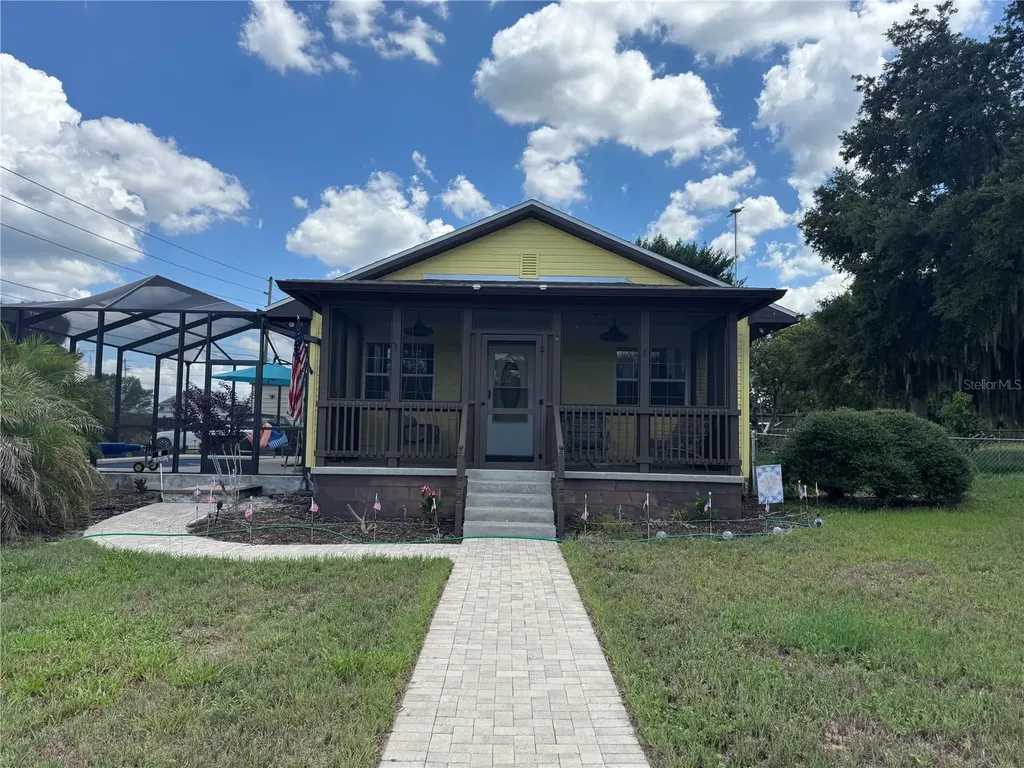 398 Virginia Street Frostproof FL 33843