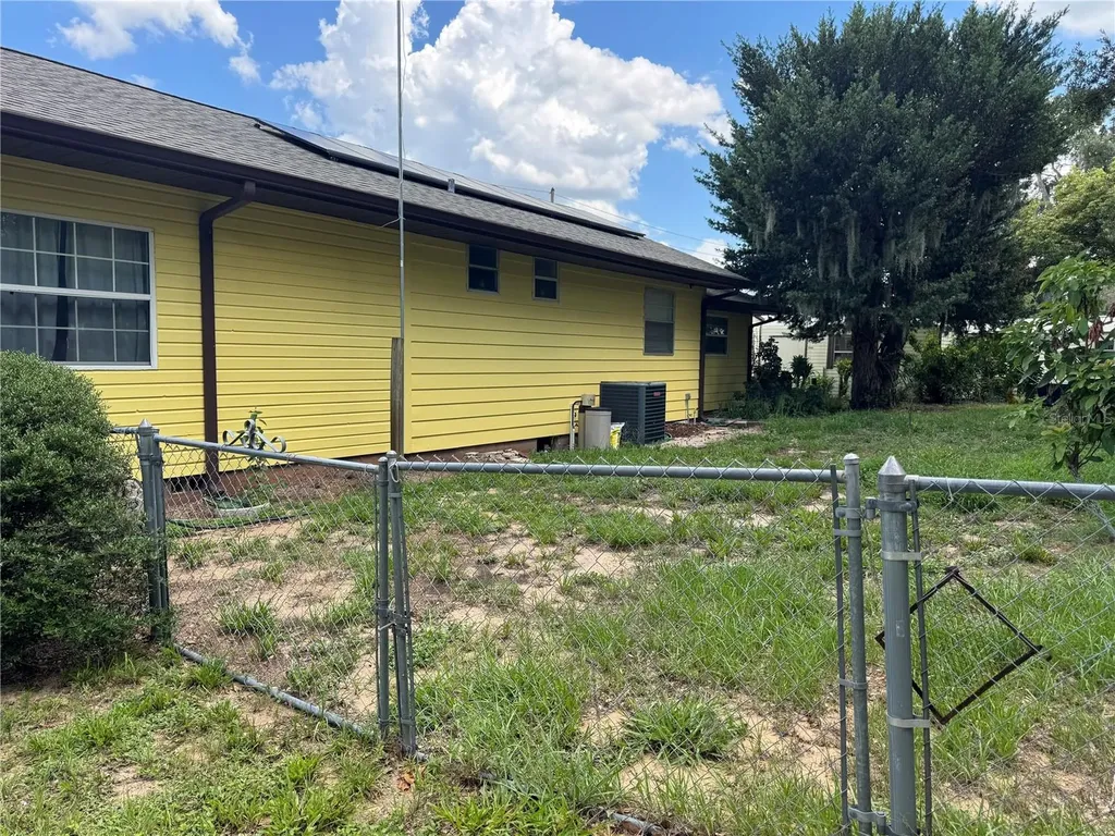 398 Virginia Street Frostproof FL 33843