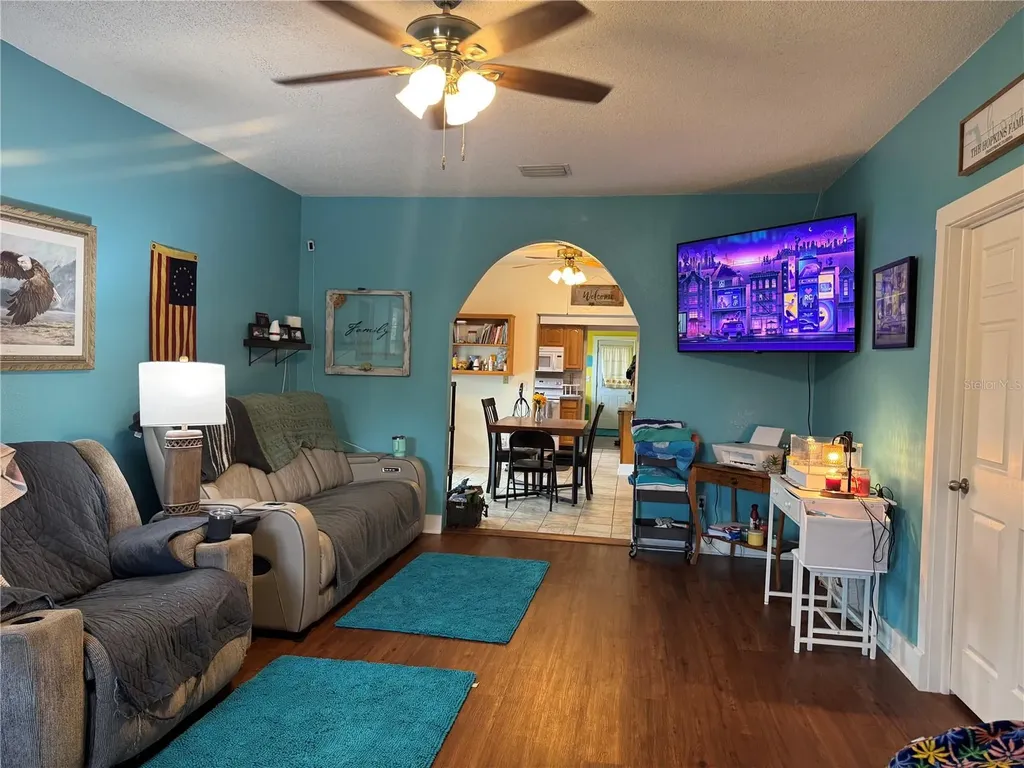 398 Virginia Street Frostproof FL 33843